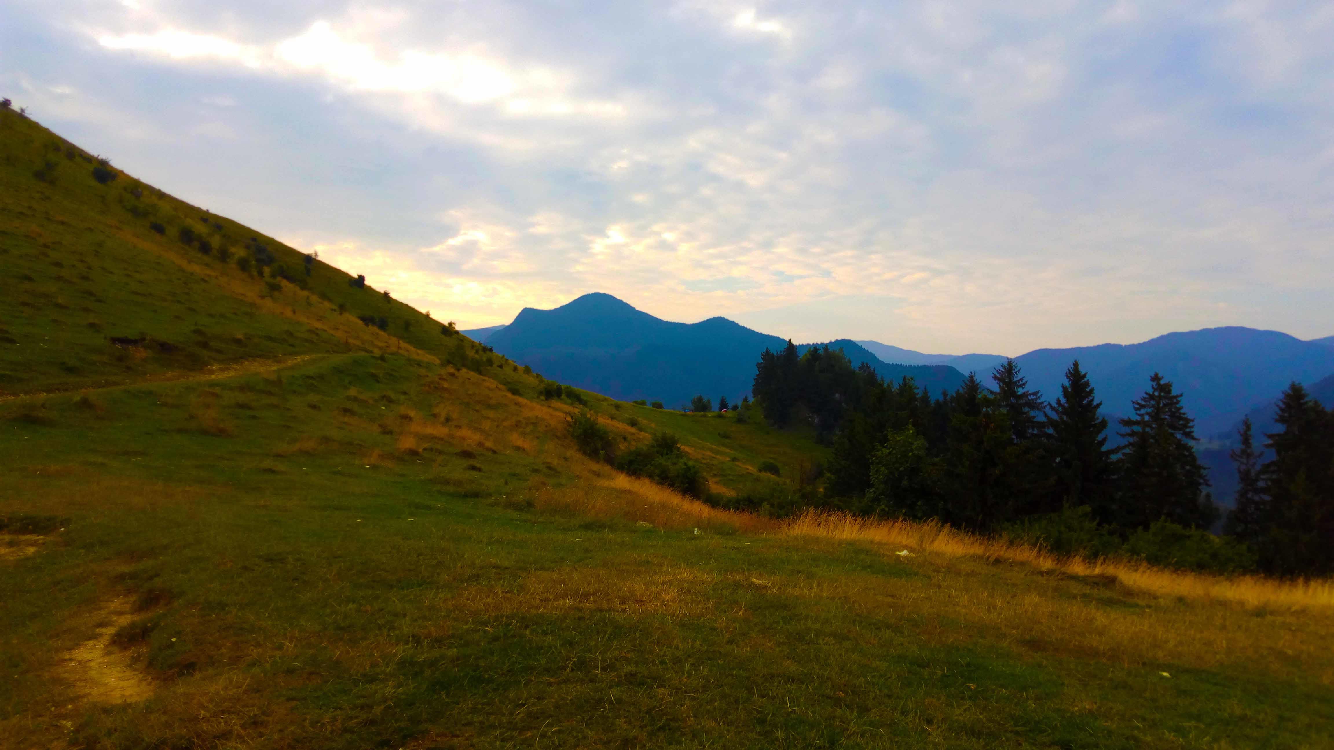 locul de cort din podul dambovitei